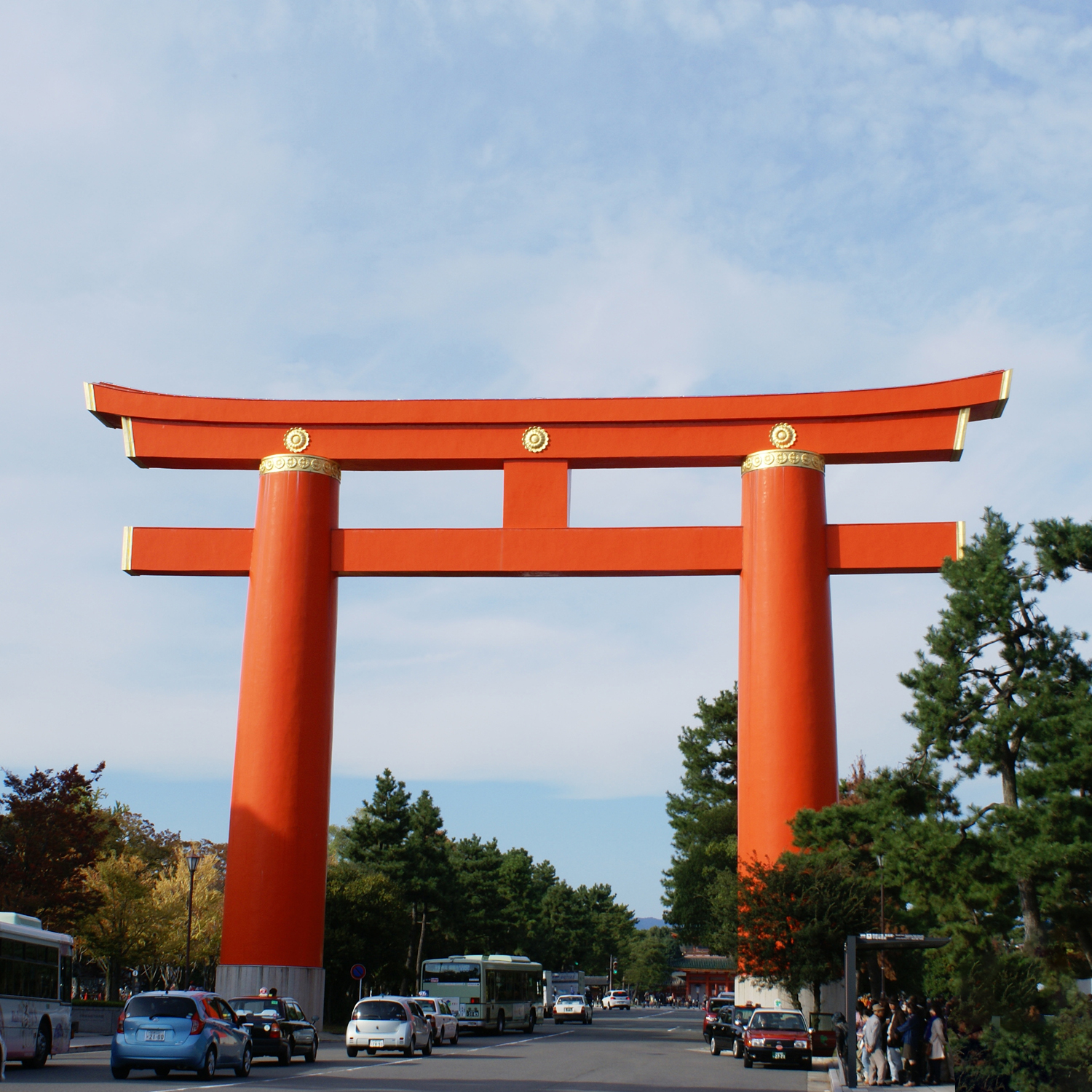 Porte de torii du sanctuaire de heianjingu